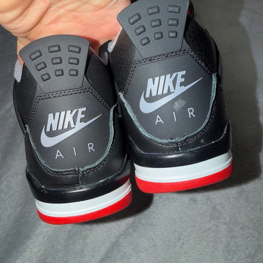 Nike Air Jordan 4 Retro Bred Reimagined GS Size 5Y Black Red Grey FQ8213-006 - Picture 3 of 8